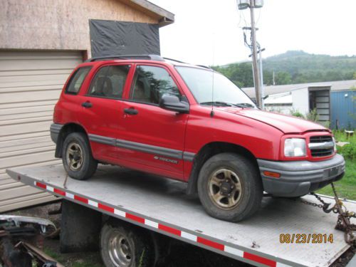 2002 chevy tracker