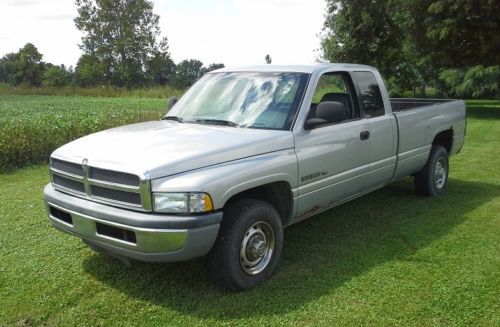 2001 dodge ram 2500 quad cab long bed 2wd 360 v8 5.9l 1500 no reserve