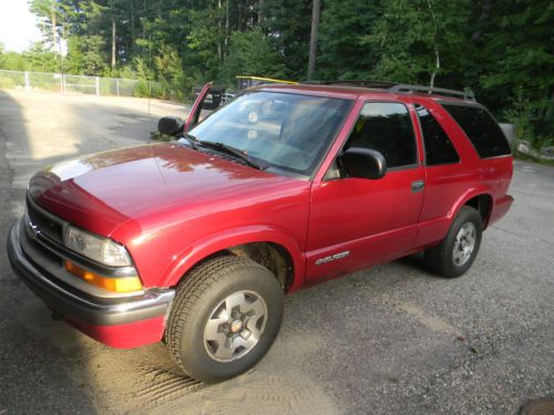 2001 chevrolet blazer ls sport utility 2-door 4.3lwow *58k * wow