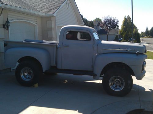 1952 ford f-1 pickup 4x4 chop-top custom