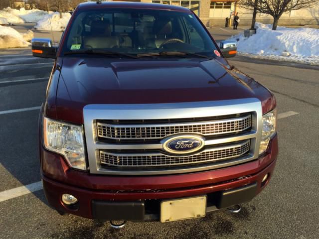 Ford f-150 platinum crew cab pickup 4-door