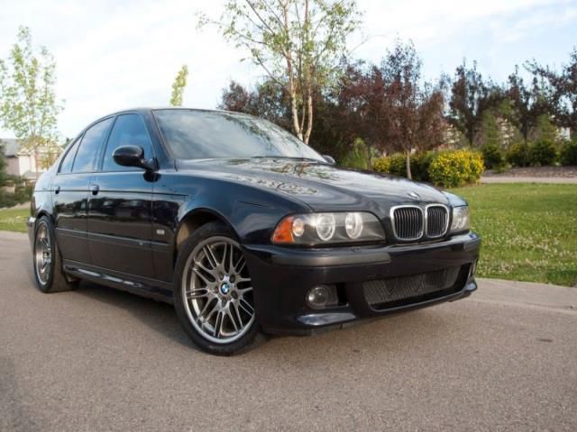 Bmw: m5 base sedan four door