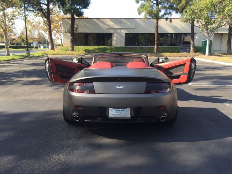 2007 aston martin vantage base convertible 2-door