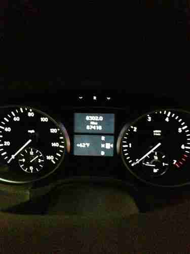 BEAUTIFUL 2010 MERCEDES-BENZ GL550 4-MATIC, LOADED, SERVICED AT DEALERSHIP, image 10