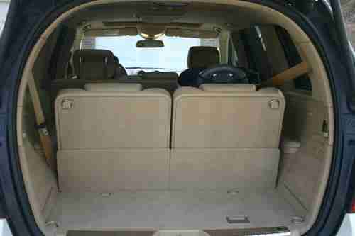 BEAUTIFUL 2010 MERCEDES-BENZ GL550 4-MATIC, LOADED, SERVICED AT DEALERSHIP, image 14