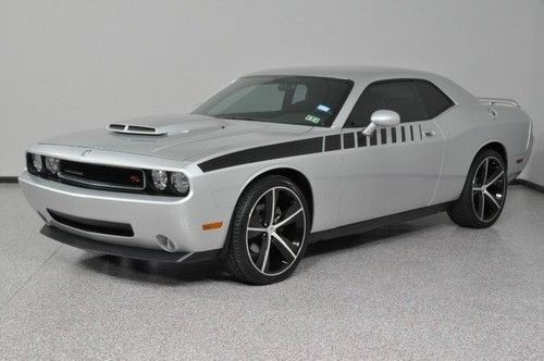 Leather - mopar 22s - hood scoop - low miles