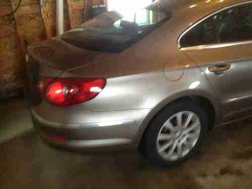 2009 Volkswagen CC Sport Sedan 4-Door 2.0L, image 5