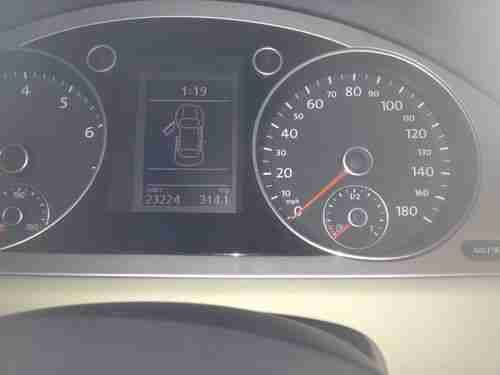 2009 Volkswagen CC Sport Sedan 4-Door 2.0L, image 6