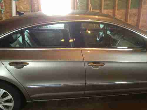 2009 Volkswagen CC Sport Sedan 4-Door 2.0L, image 7