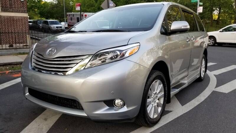 2016 toyota sienna limited braunability mobility van