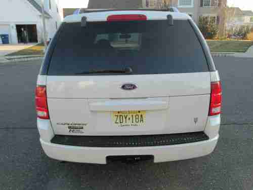 2004 Ford explorer limited white