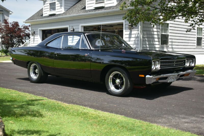 1969 plymouth road runner show car 383 rotissoure restored