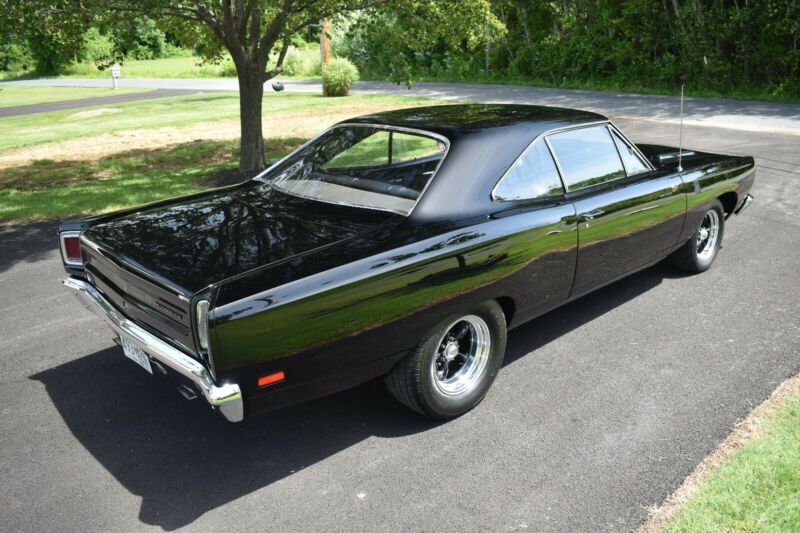 1969 Plymouth Road Runner SHOW CAR 383 ROTISSOURE RESTORED, US $20,300.00, image 2
