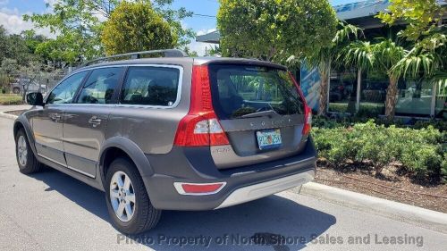 2010 volvo xc70 awd luxury wagon