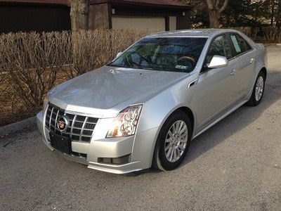 One owner, leather, rwd, clean carfax, cts, sharp, climate control