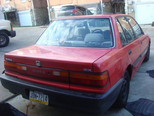 1991 civic sedan runs great needs a good home no reserve last bid wins