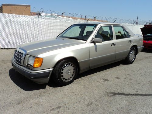 1992 mercedes-benz 300e base sedan 4-door 3.0l, no reserve