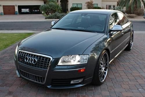 2008 audi s8