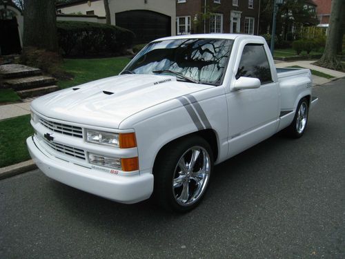 1995 chevrolet silverado ss 1500 c/k pickup stepside.show quality paint 5 speed