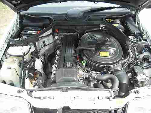 1989 Mercedes-Benz 300CE Base Coupe 2-Door 3.0L, image 12