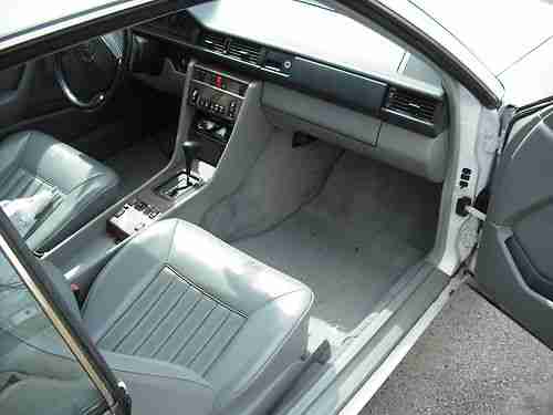 1989 Mercedes-Benz 300CE Base Coupe 2-Door 3.0L, image 17