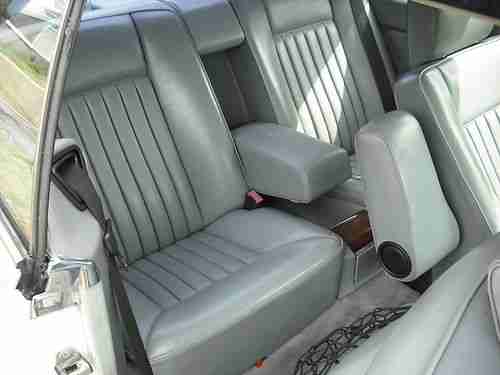 1989 Mercedes-Benz 300CE Base Coupe 2-Door 3.0L, image 18