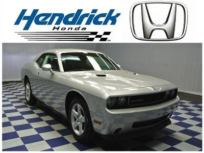 2010 dodge challenger se - one owner - leather - automatic - sirius radio