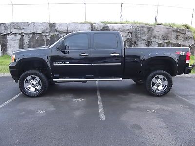 Hd crew cab 6.6 duramax diesel 5"lift kit 20"balistic chrome wheels bose denali