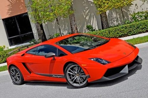 Lamborghini gallardo superleggera! rare red over black loaded car!