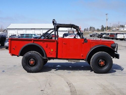 1961 dodge power wagon m37 4x4 - 6 cyl - 4 speed