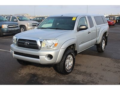 Nice one owner 2007 tacoma 4x4 sr5! 5spd! ext cab! bedcap!