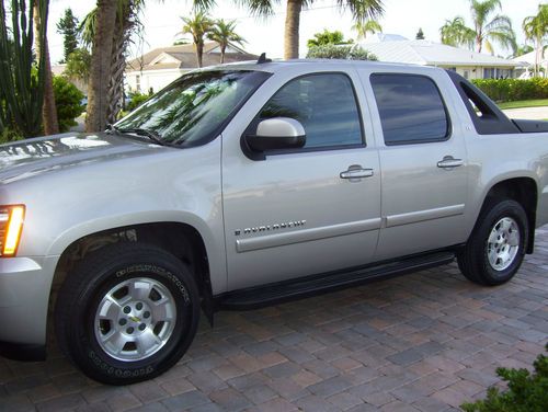 2007 chevrolet avalanche lt crew cab pickup 4-door 5.3l 4x4