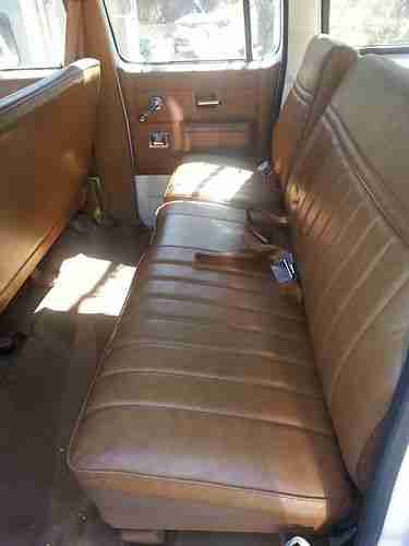 1988 V20 3/4 TON 2WD SUBURBAN, Big Block 454, image 8