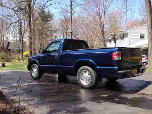 2002 GMC Sonoma blue clean great pickup truck LOW RESERVE, image 5