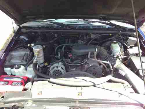 2002 GMC Sonoma blue clean great pickup truck LOW RESERVE, image 6