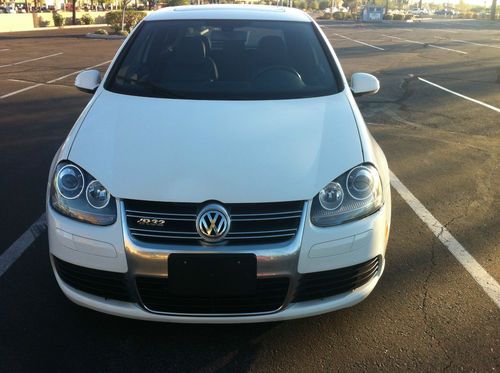 2008 volkswagen r32 base hatchback 2-door 3.2l