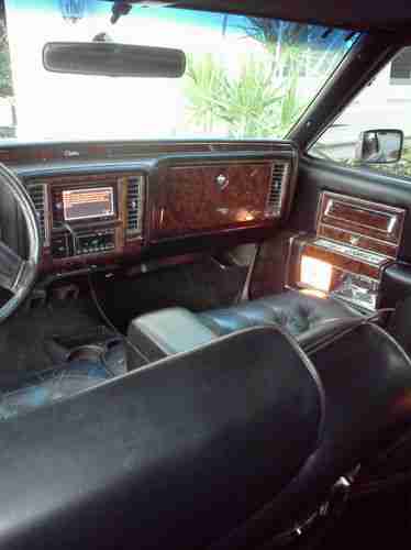 3x Black Cadillac D'elegance Brougham Fleetwood w/ Audio System & Wheels 5.7 L, image 18