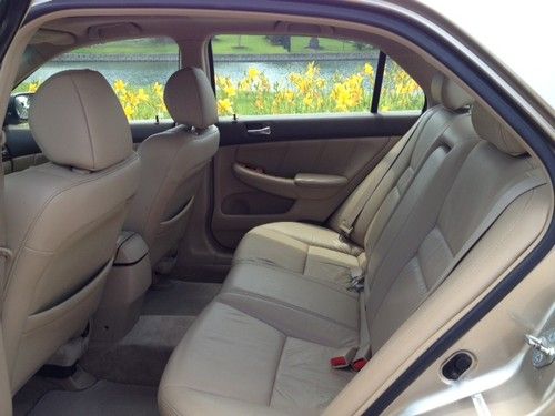 2004 Honda Accord EX Sedan 4-Door 3.0L ***LOW RESERVE***, image 14