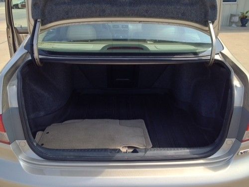 2004 Honda Accord EX Sedan 4-Door 3.0L ***LOW RESERVE***, image 15