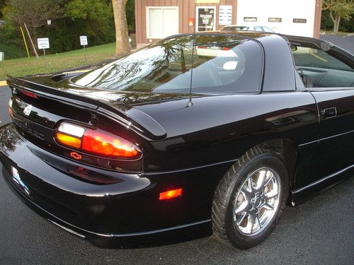 35th Anniversary 2002 Chevrolet Chevy Camaro Z28 Black Leather T-Tops LOADED, US $15,900.00, image 3