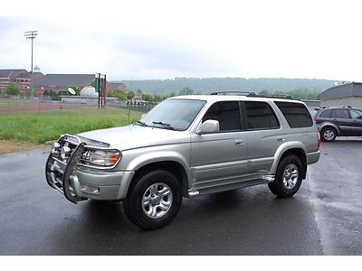 2001 toyota 4runner limited 4x4 4wd sunroof leather automatic very clean nice