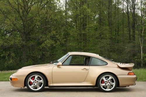 Amazing 993 turbo with dozens of exclusive options!