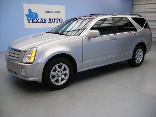 We finance!!!  2006 cadillac srx v6 automatic panoramic roof wood xm 17 rims