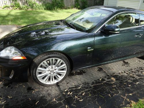 2010 jaguar xk coupe - green metallic