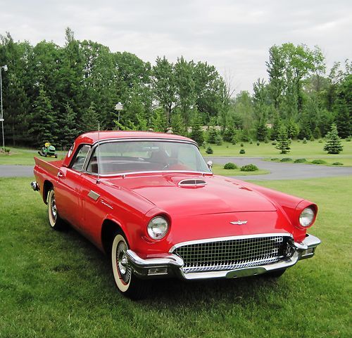 1957 ford thunderbird car