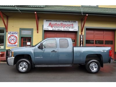 2009 chevy silverado ext cab 2500hd 4,000 original miles! vortec v8 6.0