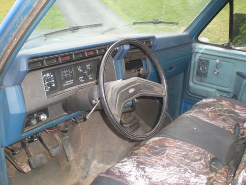 1984 Ford straight 6 engine