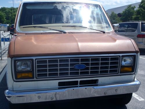 1985 Ford e150 van #2
