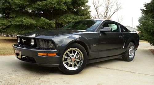 2008 ford mustang gt coupe 2-door 4.6l