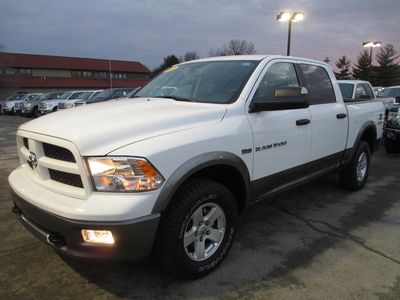 2012 dodge ram 1500 4x4 crew cab outdoorsman mossy oak--5.7l hemi---leather